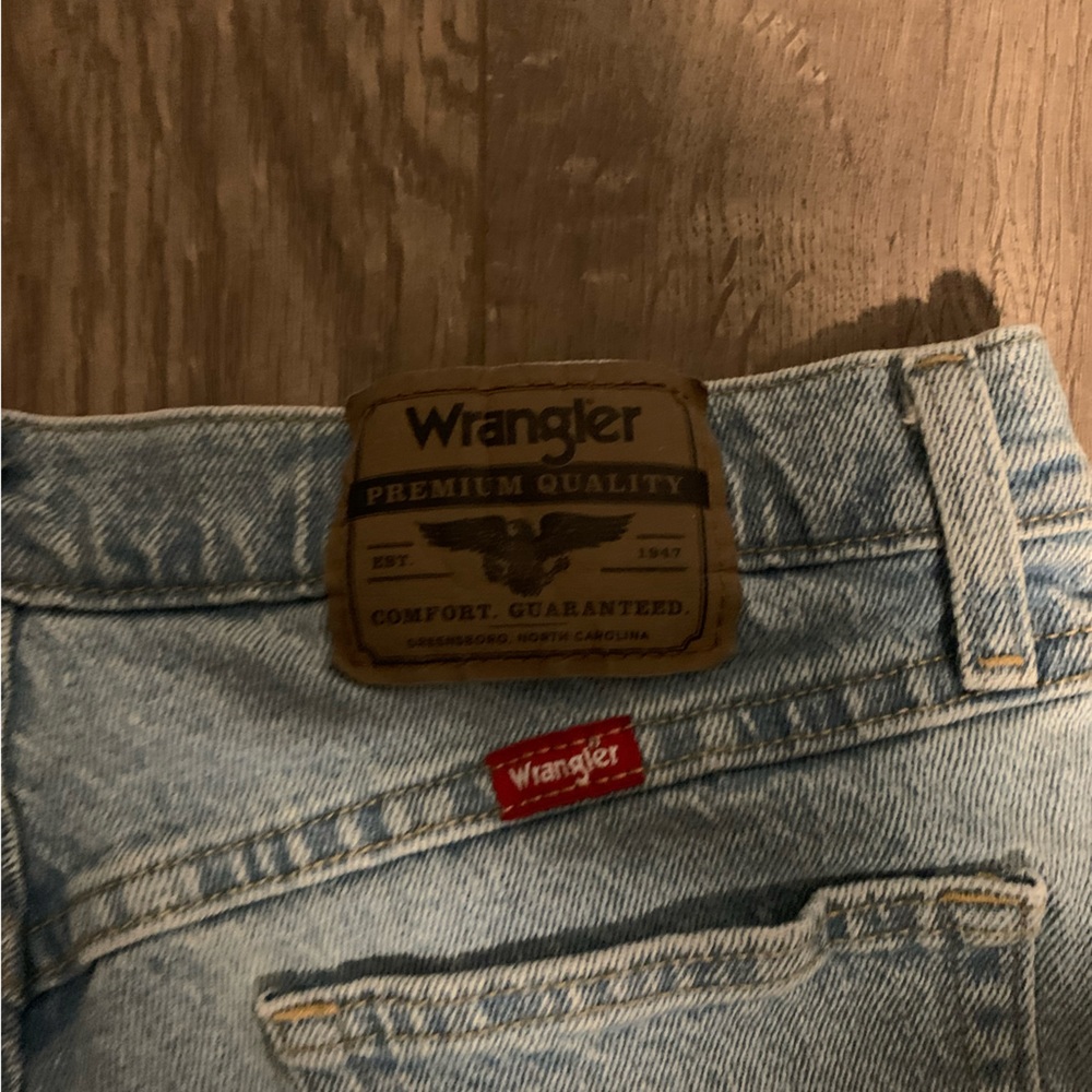 Blue jeans - Picture 3 of 4